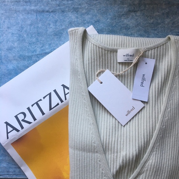 Rainwash green wrap-style dress - Picture 2 of 4